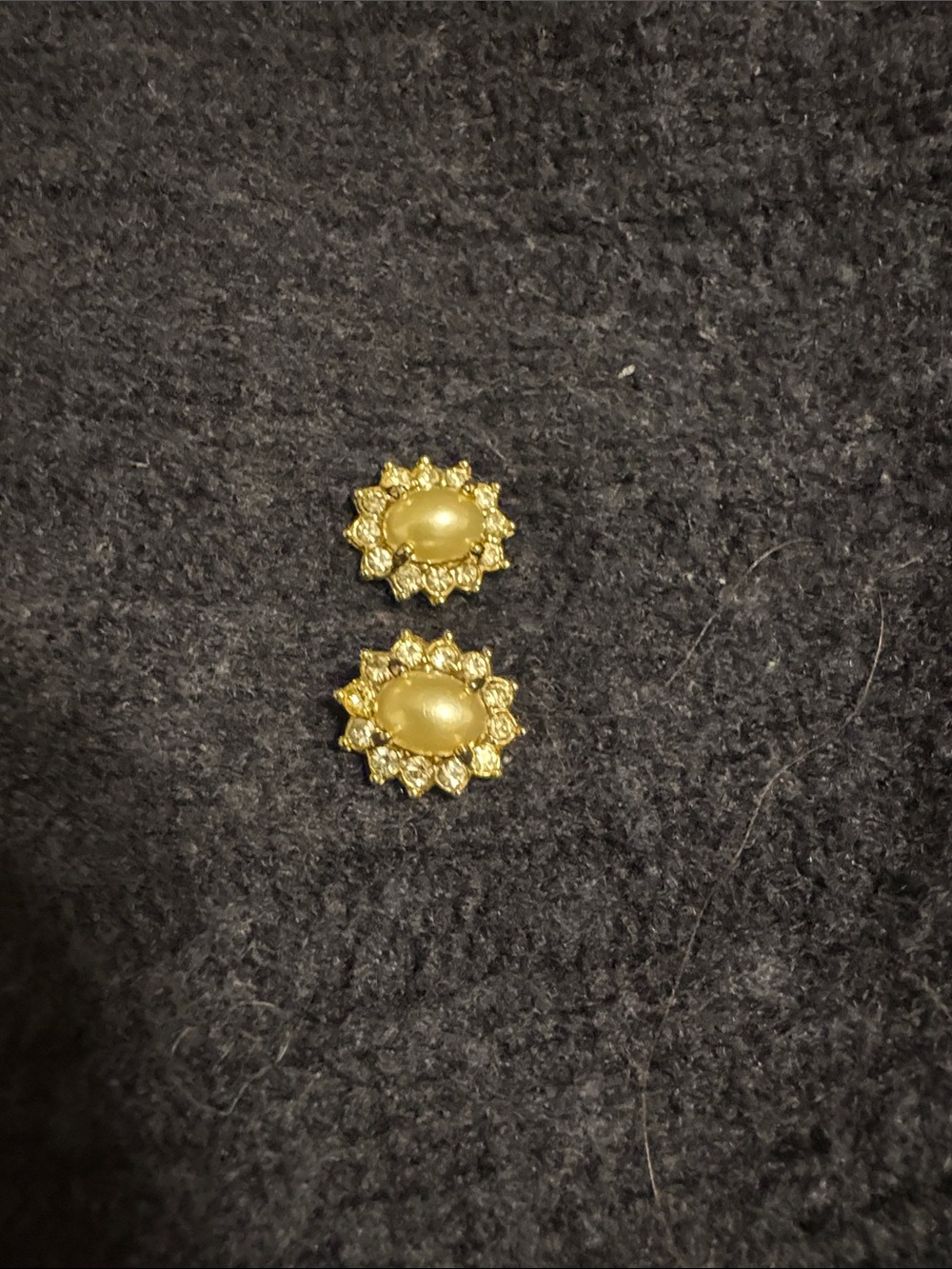 Gold Pearl Floral Cluster Stud Earrings - Elegant Women Jewelry